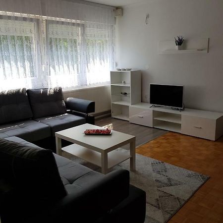 Apartman Tasa บันยาลูกา ภายนอก รูปภาพ