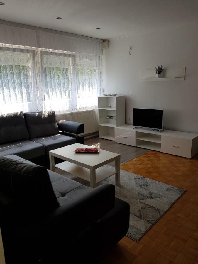 Apartman Tasa บันยาลูกา ภายนอก รูปภาพ